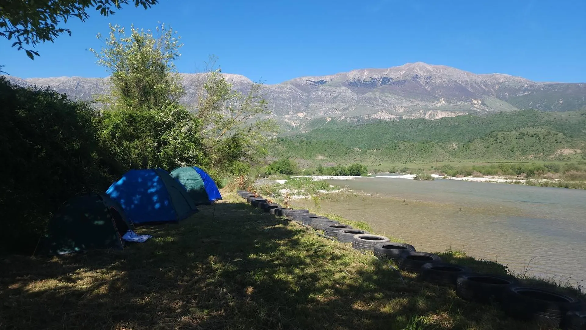 אתר קמפינג Gjirokastër Camping Shtepez אלבניה